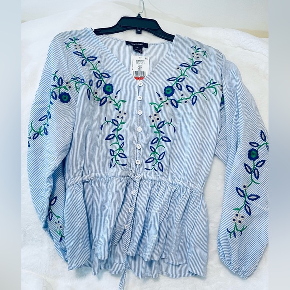karen kane size XS Embroidered Blue stripesFloral Women's Top - Picture 5 of 8